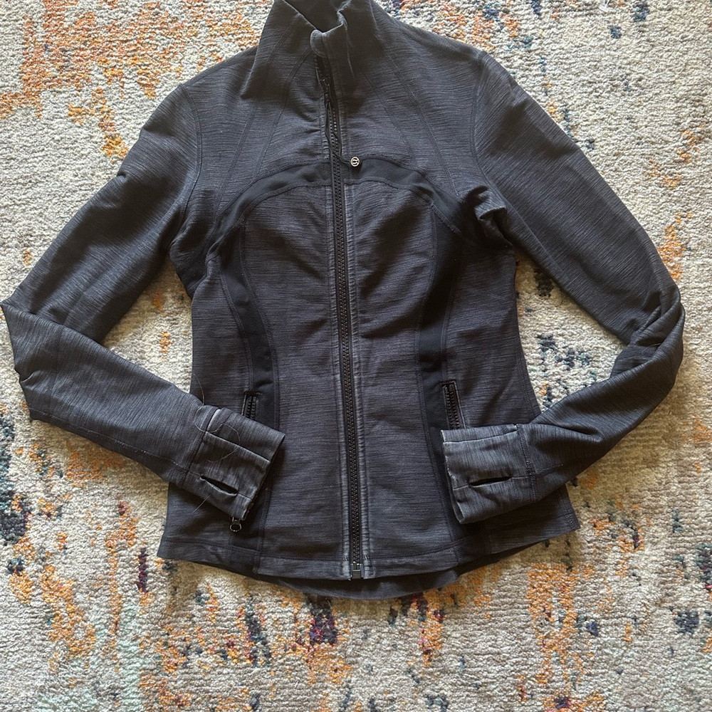 Lululemon Define Jacket - Picture 2 of 4